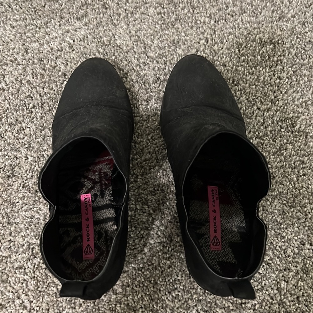 Booties - Picture 4 of 4